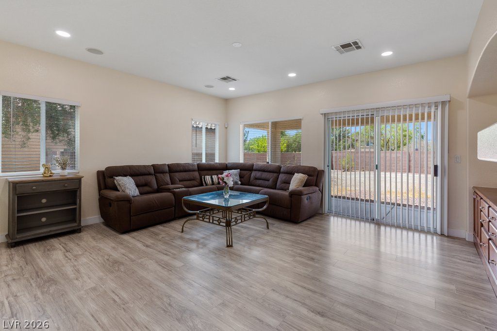 6243 Black Mane Way, North Las Vegas, NV 89081 — photo 4