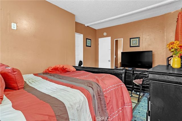 344 W 83rd, Los Angeles, CA 90003
