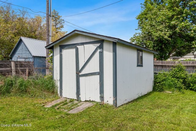 311 N Main St, Kootenai, ID 83840