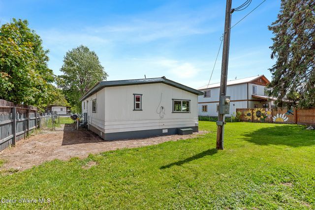 311 N Main St, Kootenai, ID 83840