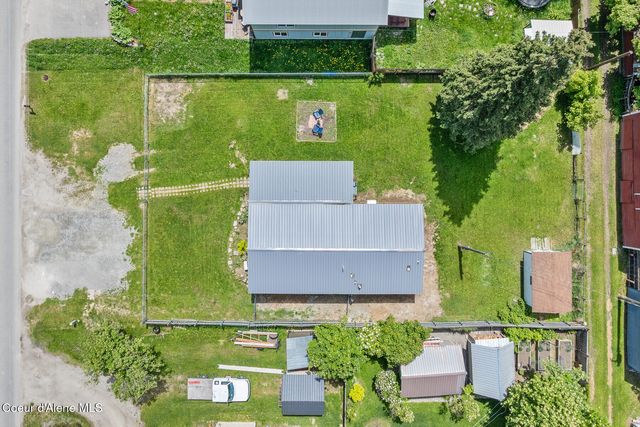 311 N Main St, Kootenai, ID 83840