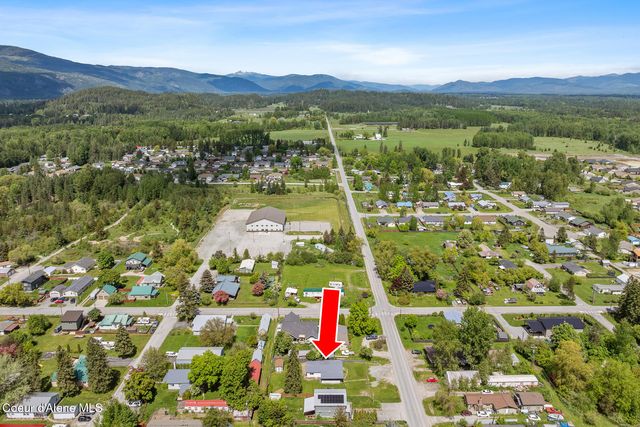 311 N Main St, Kootenai, ID 83840