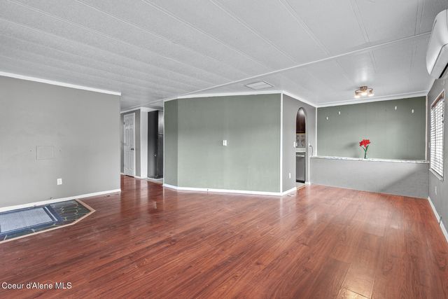 311 N Main St, Kootenai, ID 83840