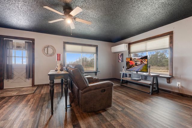 62290 E 280 Road, Grove, OK 74344