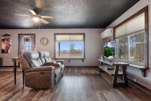 62290 E 280 Road, Grove, OK 74344