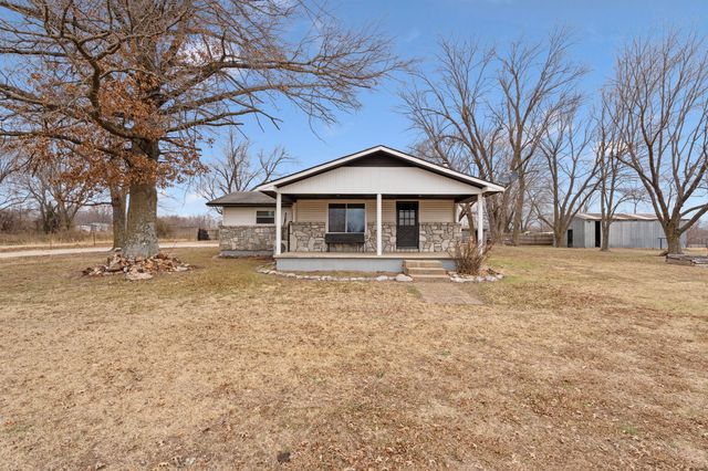 62290 E 280 Road, Grove, OK 74344