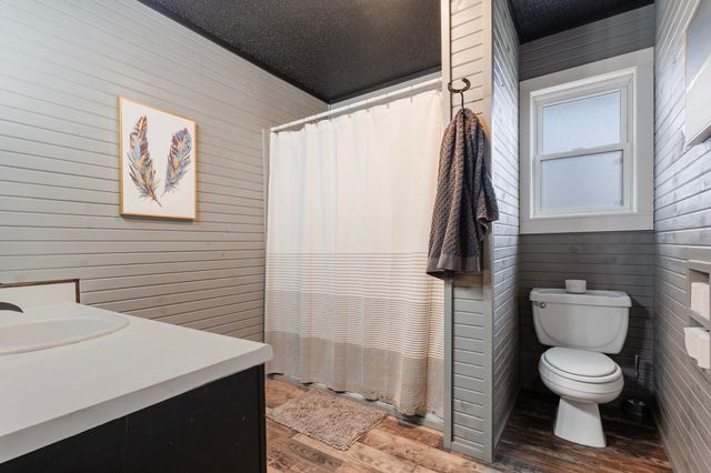 62290 E 280 Road, Grove, OK 74344