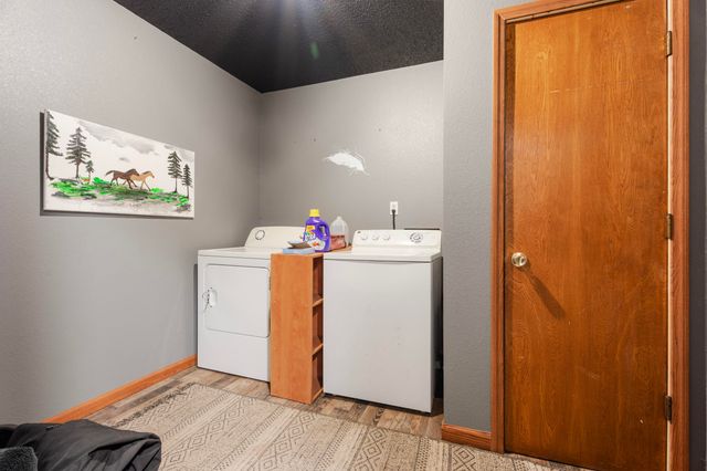 62290 E 280 Road, Grove, OK 74344