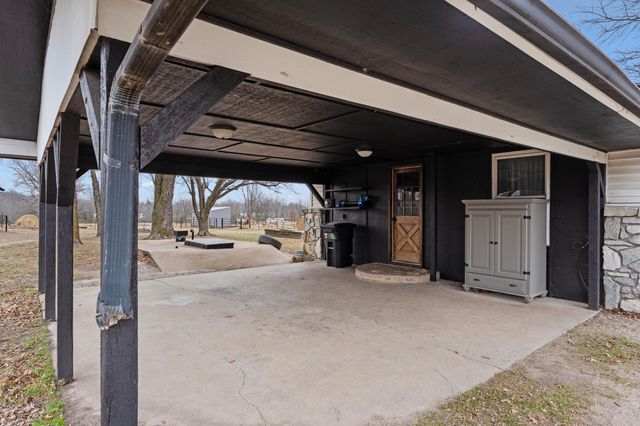 62290 E 280 Road, Grove, OK 74344