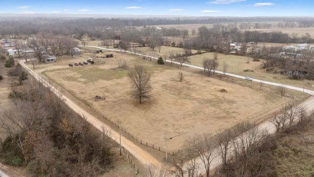 62290 E 280 Road, Grove, OK 74344