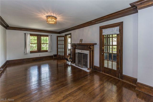 1383 Delia Avenue, Akron, OH 44320
