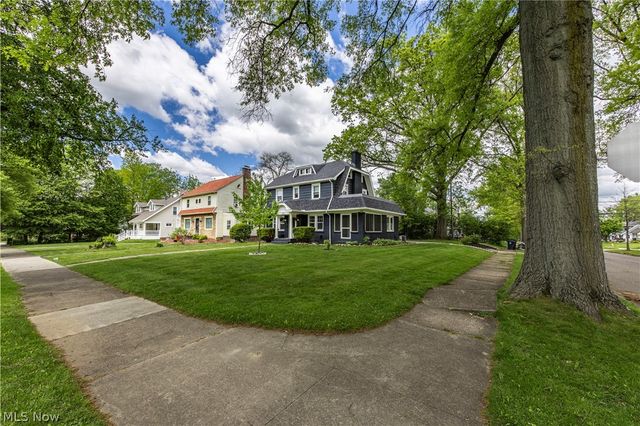 1383 Delia Avenue, Akron, OH 44320