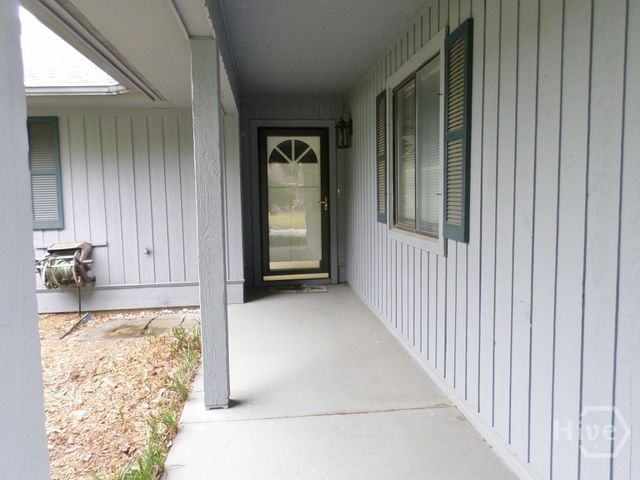 2 Lauren Court, Savannah, GA 31419