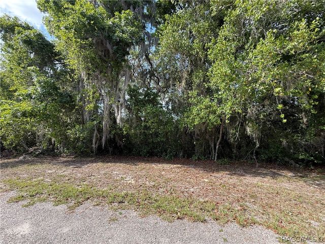 6979 E Grass Court, Inverness, FL 34453