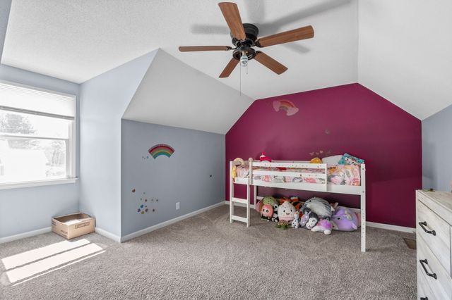 1571 Barrett Dr, Clarksville, TN 37043