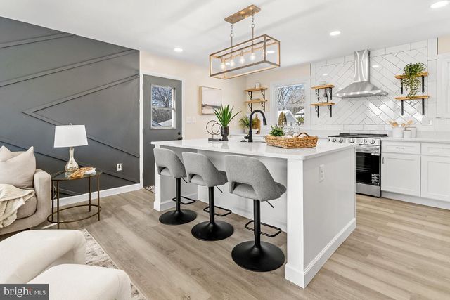 1402 VALLEY CREEK RD, Severn, MD 21144