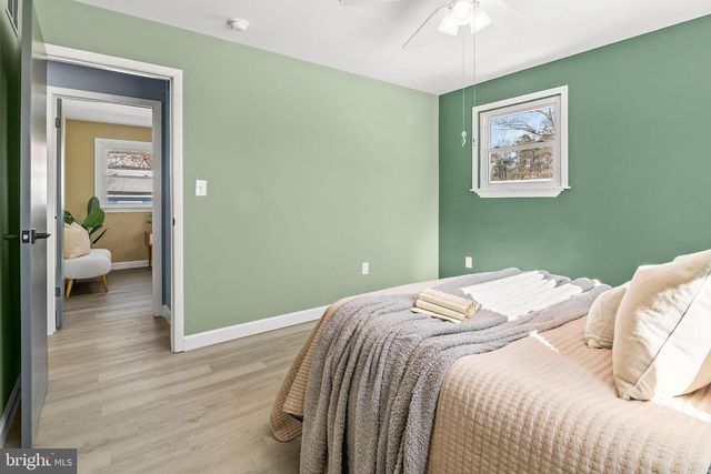 1402 VALLEY CREEK RD, Severn, MD 21144