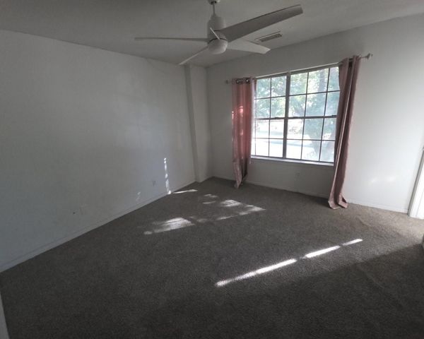 4510 W Thunderwood Circle, Fresno, TX 77545