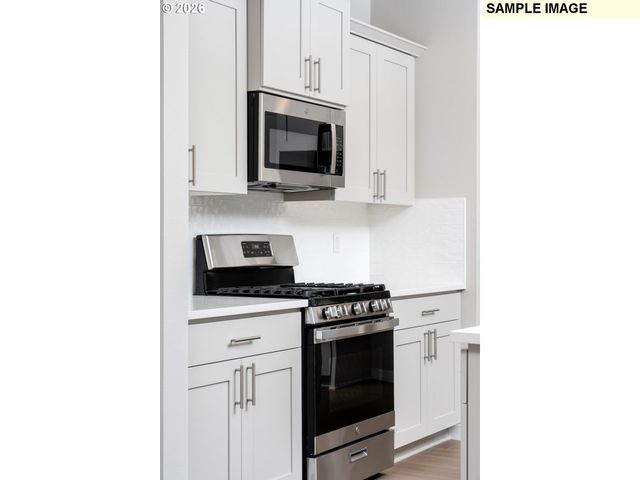 1231 W SPARROW Ave, La Center, WA 98629