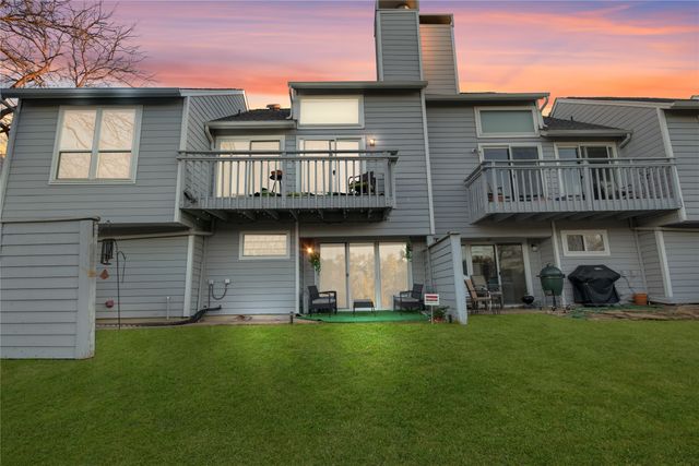 677 Cimarron Trail 677, Irving, TX 75063