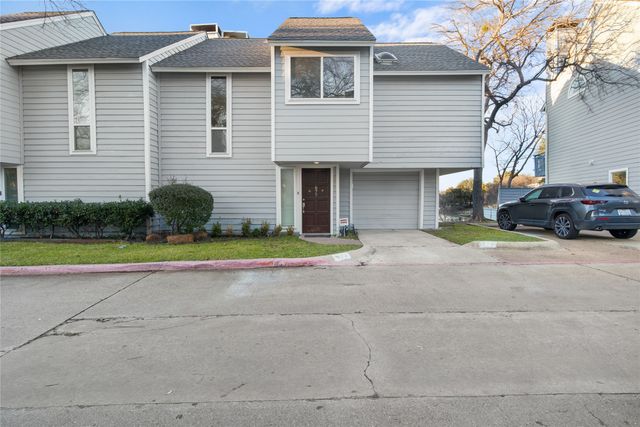 677 Cimarron Trail 677, Irving, TX 75063