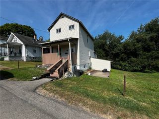 843 Walnut St, Rochester, PA 15074