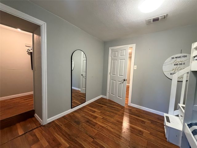 7024 Red Bud Lane, Fort Worth, TX 76135