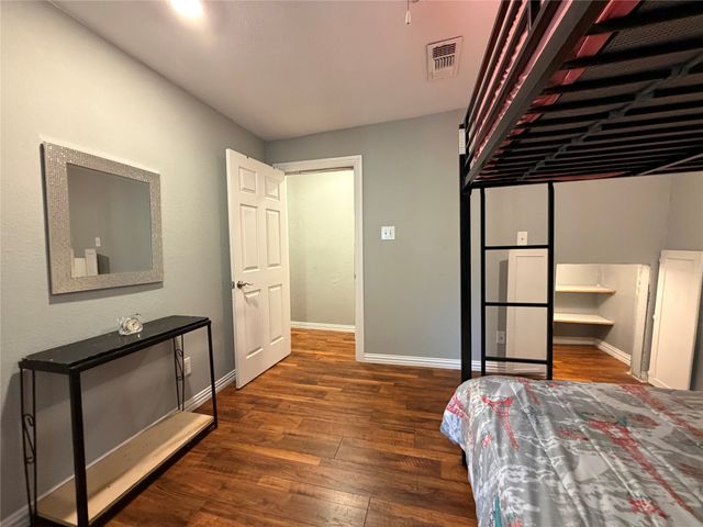 7024 Red Bud Lane, Fort Worth, TX 76135