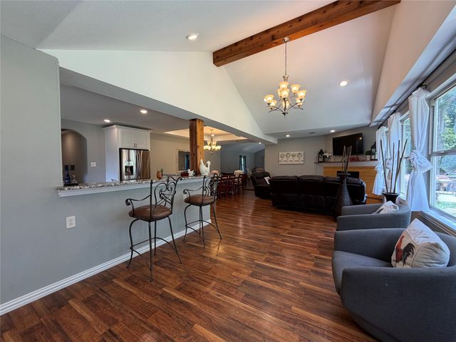 7024 Red Bud Lane, Fort Worth, TX 76135