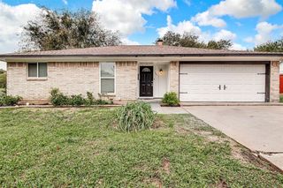 524 Patterson Drive, Mansfield, TX 76063