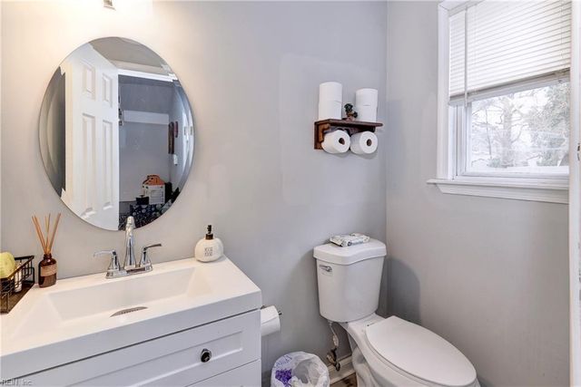 1001 New ST, Hampton, VA 23661