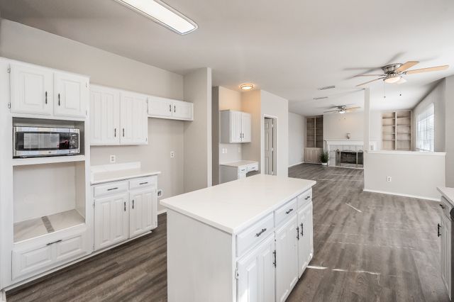 1803 Haydenbend Circle, Grapevine, TX 76051