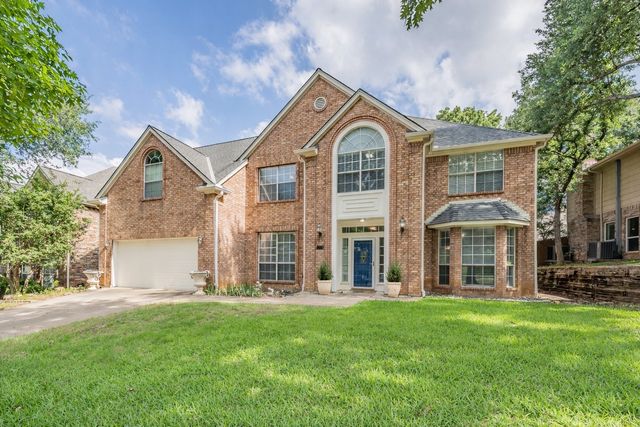 1803 Haydenbend Circle, Grapevine, TX 76051
