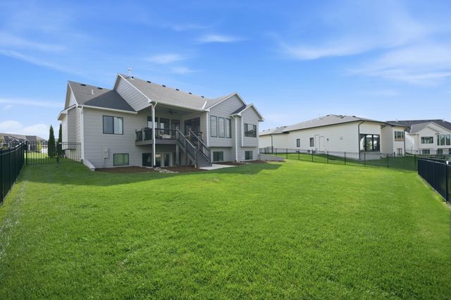 3609 N Bristol St, Wichita, KS 67226