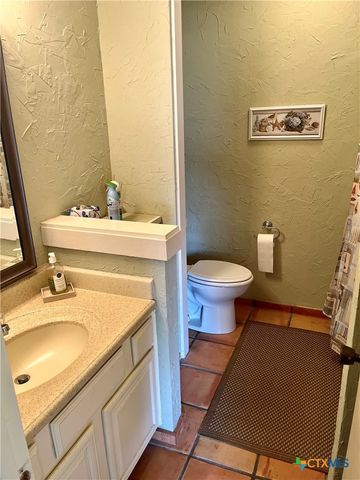 103 Island Drive 8, Horseshoe Bay, TX 78657