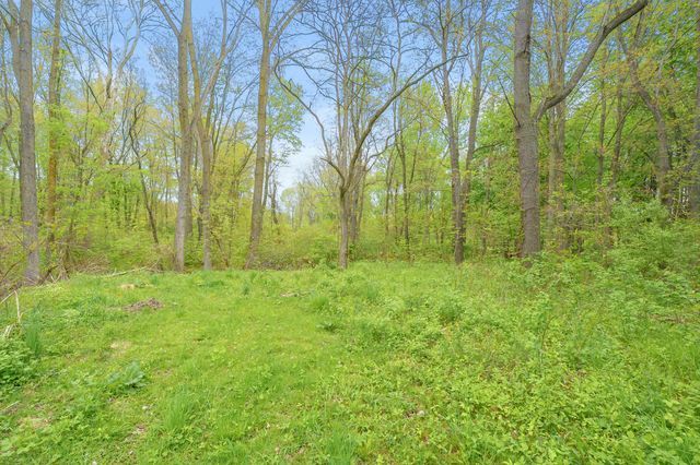2496 W B Avenue, Plainwell, MI 49080