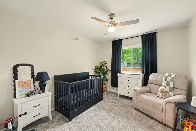 543 Crestwood Rd, Salina, KS 67401