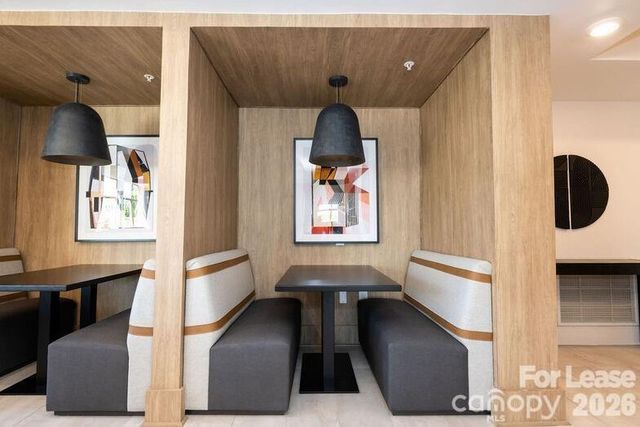 425 W Trade Street 2DR, Charlotte, NC 28203