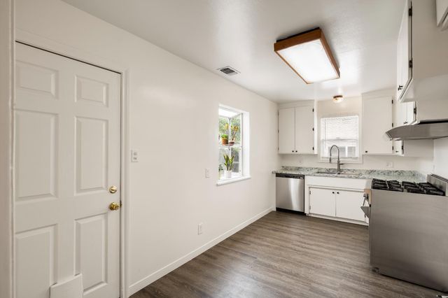 5640 33rd Ave, Sacramento, CA 95824