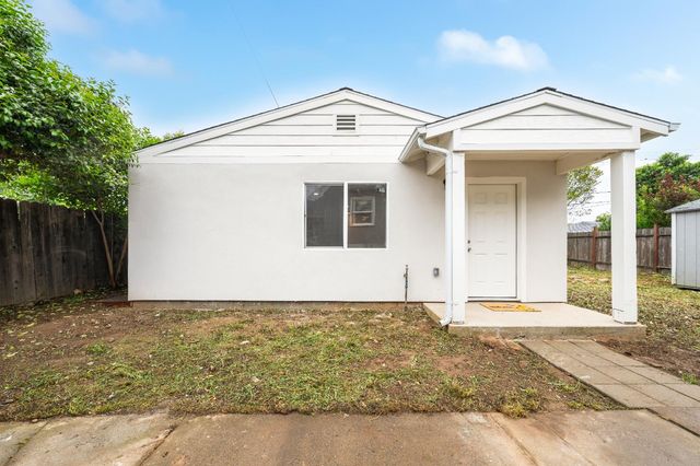 5640 33rd Ave, Sacramento, CA 95824