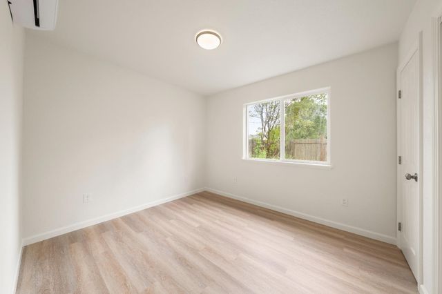 5640 33rd Ave, Sacramento, CA 95824