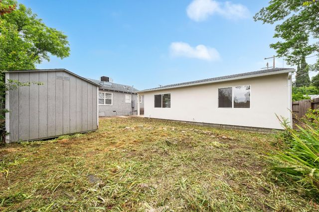 5640 33rd Ave, Sacramento, CA 95824