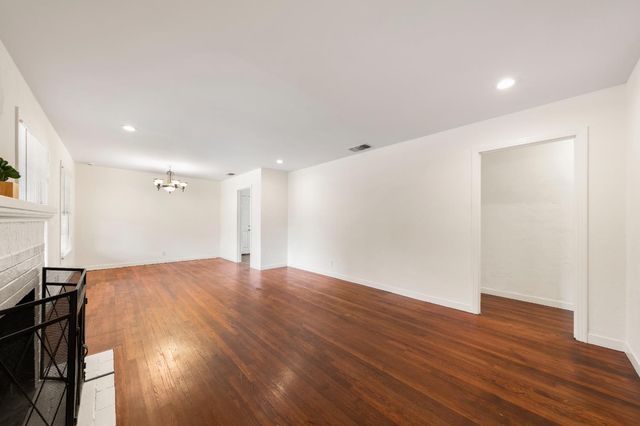 5640 33rd Ave, Sacramento, CA 95824