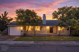 5640 33rd Ave, Sacramento, CA 95824