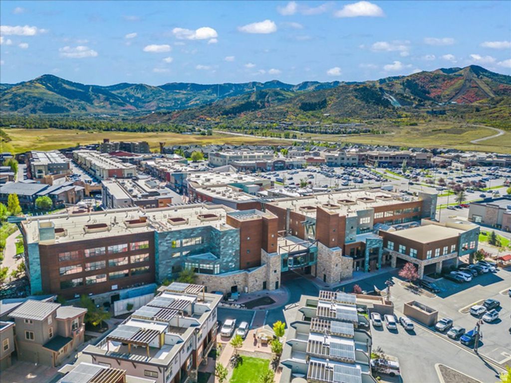 1476 NEWPARK BLVD #212, Park City, UT 84098 — exterior