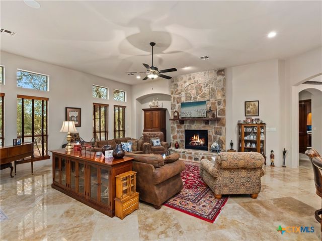 19819 Wild Hollow, San Antonio, TX 78266