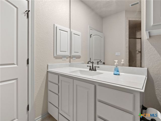 19819 Wild Hollow, San Antonio, TX 78266