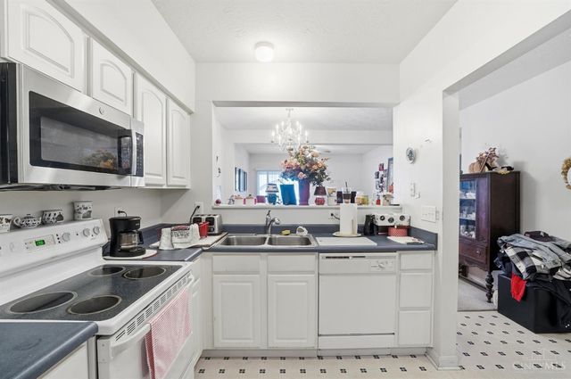 101 Logsby Place, Milford, OH 45150