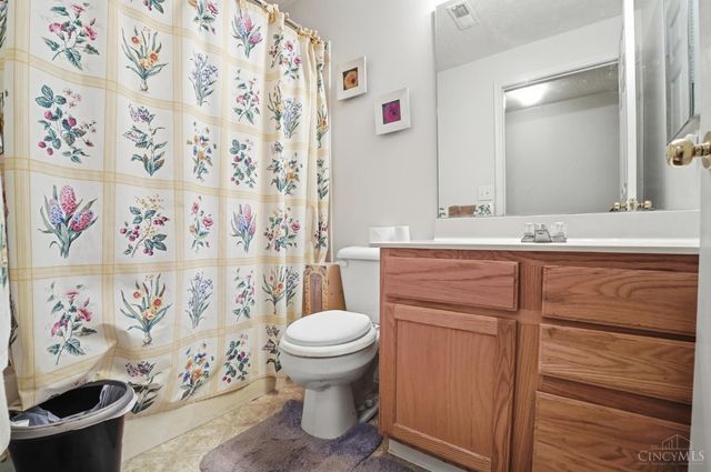 101 Logsby Place, Milford, OH 45150