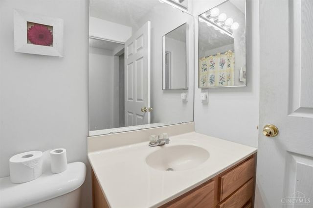 101 Logsby Place, Milford, OH 45150